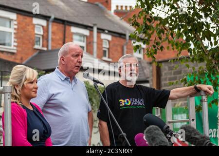 Belfast, Regno Unito. 16 luglio 2018. 07/2018/16 file immagine. Bobby Story indirizzi Community Support Rally Credit: Bonzo/Alamy Live News Foto Stock