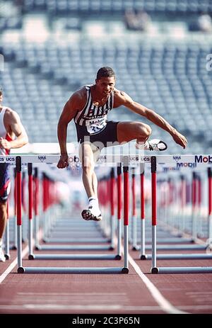 DaN o'Brien (USA) si è garante del decathlon alle prove olimpiche e di squadra di campo 1996 degli Stati Uniti Foto Stock