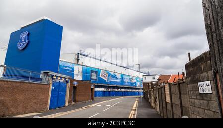 Stand Bullens Road al Goodison Park (sede dell'Everton FC) visto a Liverpool nel giugno 2020. Foto Stock