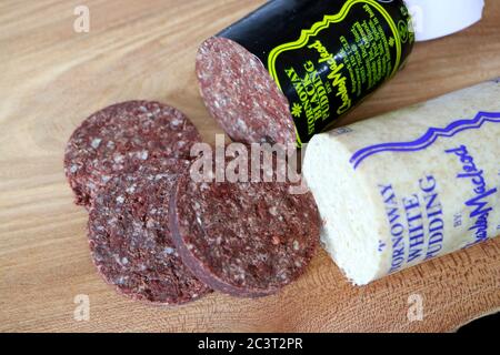 pudding nero e pudding bianco affettato a stornoway nel regno unito Foto Stock
