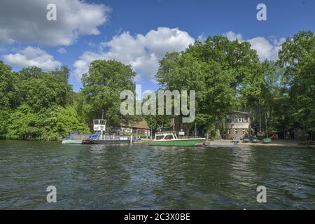 Imbarco in traghetto, isola di Scharfenberg, Tegeler See, Tegel, Reinickendorf, Berlino, Germania, Fähre, Internat, Insel Scharfenberg, Deutschland Foto Stock