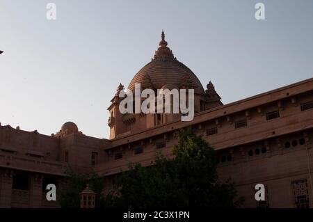 Umaid Bhawan Palace, situato a Jodhpur nel Rajasthan, India Foto Stock