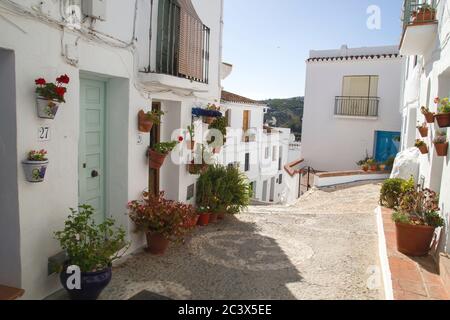 Strade affascinanti a Frigiliana, Spagna Foto Stock