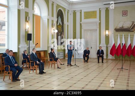 Varsavia, Mazoviano, Polonia. 22 Giugno 2020. Il Presidente della Repubblica di Polonia ANDRZEJ DUDA ha firmato un accordo con il Consiglio Nazionale dell'Agricoltura Chambers.in la foto: WIKTOR SZMULKIEWICZ, ANDRZEJ DUDA Credit: Hubert Mathis/ZUMA Wire/Alamy Live News Foto Stock