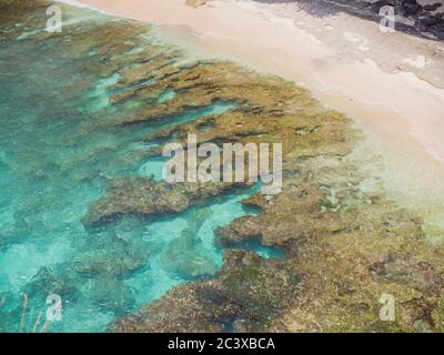Broken Beach a Nusa Penida, Indonesia. Vista aerea. Foto Stock