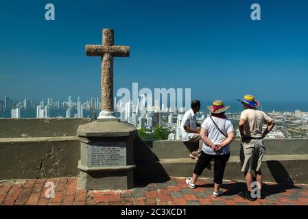 Cartagena das Indias, Bolivar, Colombia. Vista della città dal Convento di Santa Cruz de la Popa. Foto Stock