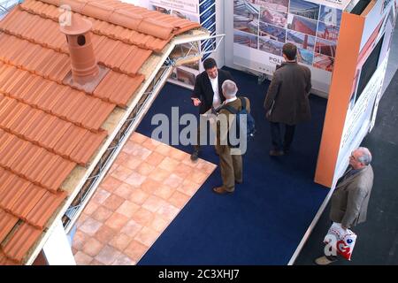 Torino, Piemonte/Italia -11/25/2010- la Fiera 'ristrutturazione' per la ristrutturazione dell'edificio. Foto Stock