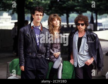 Bob Dylan, Rupert Everett e Fiona al cuore della fotocellula del fuoco alla Southbank, Londra 17 agosto 1986 Foto Stock