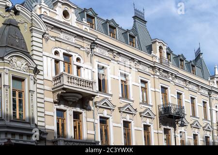 Architettura classica del XIX secolo, Davit Aghmashenebeli Avenue, Tblisi, Georgia. Foto Stock