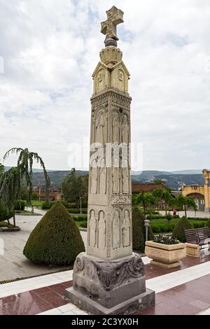 Monumento, Santa Trinità Cattedrale di Tbilisi aka Sameba è la cattedrale principale della Chiesa ortodossa georgiana Foto Stock