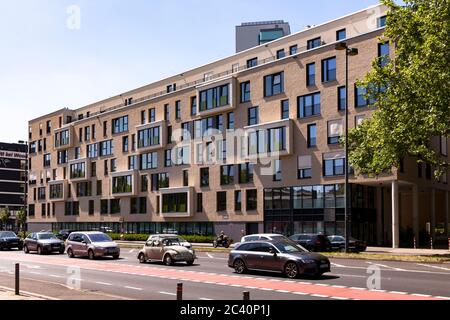 L'edificio di appartamenti 55 Frames sulla via Tel-Aviv, Colonia, Germania. Die Wohnanlage 55 Frames an der Tel-Aviv-Strasse, Koeln, Deutschland. Foto Stock