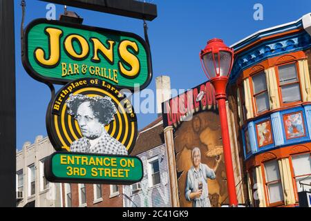 Jons Bar & Grille su South Street, Philadelphia, Pennsylvania, Stati Uniti Foto Stock