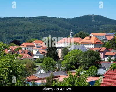 Vista su Zella-Mehlis in Turingia Foto Stock