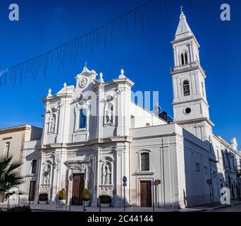 Chiesa barocca della Beata Vergine del Monte Carmelo, Chiesa del Carmine, risalente al XVI secolo, costruita dai frati carmelitani. Nicchia con marbl Foto Stock
