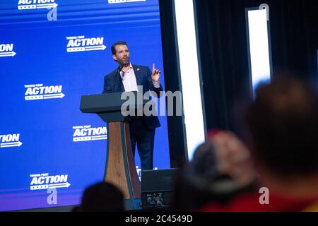 Phoenix, Arizona, Stati Uniti. 23 Giugno 2020. Donald J Trump Jr all'evento Turning Point presso la Dream City Church di Phoenix, Arizona, il 23 giugno 2020. Foto Stock