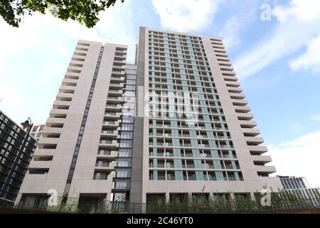 Aston Place, Holiday Street./ Suffolk Street, Birmingham. Un nuovo blocco torre di appartamenti da Dandara. Foto Stock