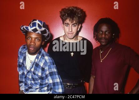 Anni '80, poptrio Funboy Three, da sinistra: Neville Staples, Terry Hall e Lynval Golding Foto Stock