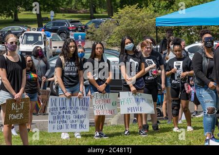 Tacoma, WA, USA 6/19/2020, Rally Giovanile e marcia per dire i loro nomi, Black Lives Mater al Wapato Park Foto Stock