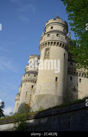 Bellissimo scatto di Pierrefonds Castello in Picardie, Francia Foto Stock