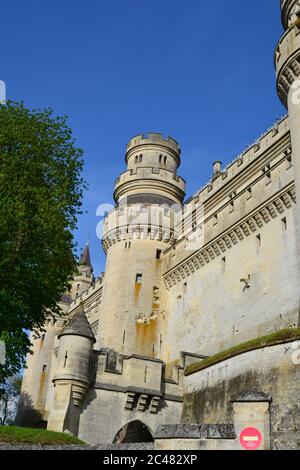 Bellissimo scatto di Pierrefonds Castello in Picardie, Francia Foto Stock