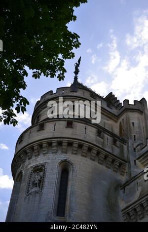 Bellissimo scatto di Pierrefonds castello in Picardie, Francia Foto Stock