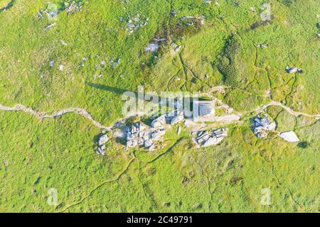 Fotografia aerea di Carn Brea, Redruth, Cornovaglia, Inghilterra, Regno Unito Foto Stock