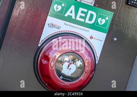 NIEUWEGEIN, 25-06-2020 , , medicinali comunemente usati disponibili in negozio o farmacia veel gebruikte medicijnen bij verkrijgbaar in de winkel di apotheek AED Foto Stock