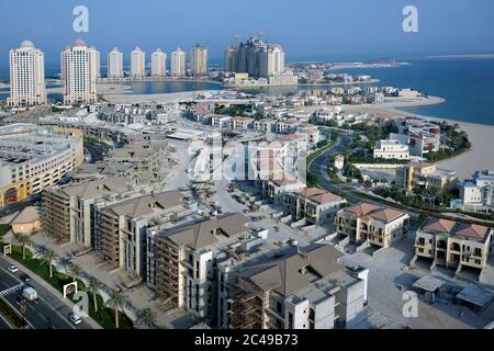 Lavori di costruzione incompleti Doha, Qatar, Medio Oriente Foto Stock