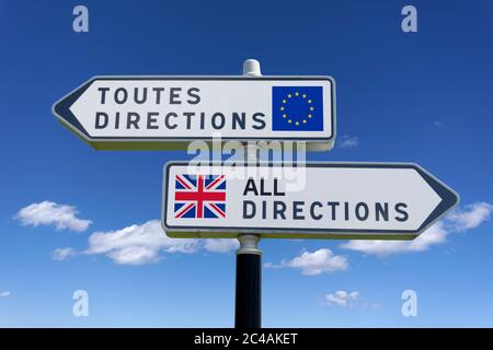 Stile francese di orientamento per doppia con contrapposte UK/UE puntatori. Foto Stock