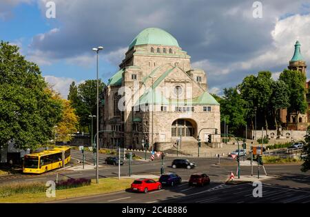 La vecchia sinagoga è oggi la casa della cultura ebraica, Essen, Ruhr, Nord Reno-Westfalia, Germania Foto Stock