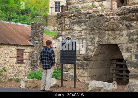 Storica Alamo Portland Cement Company, Brackenridge Park, San Antonio, Texas, Stati Uniti Foto Stock