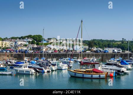 Barche Saundersfoot Harbour Saundersfoot Pembrokeshire Wales Foto Stock