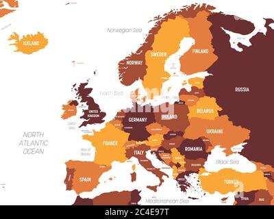 Mappa europea - marrone arancione colorato su sfondo scuro. Mappa politica dettagliata del continente europeo con etichettatura dei nomi di paesi, oceani e mari. Illustrazione Vettoriale