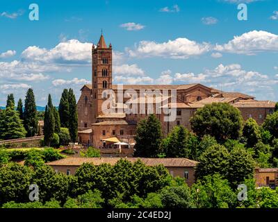 Vista in alto della Basilica dei Servi. Siena, Italia. Foto Stock