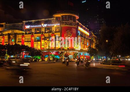 vietnam, vietnam strada, ho Chi Minh città, ho Chi Minh città ex Saigon, casa barca vietnam, ho Chi minh ristorante città, tempio indù ho chi minh città Foto Stock