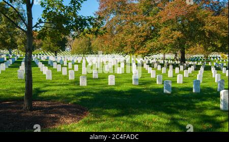 Arlington USA - Ottobre 26 2014; cimitero nazionale di Arlington cimitero storico di militari nazionali ed eroi in Virginia, di fronte al ponte di Lincol Foto Stock