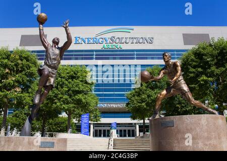 Sculture di Brian Challis fuori dalla Energy Solutions Arena, Salt Lake City, Utah, USA, Nord America Foto Stock