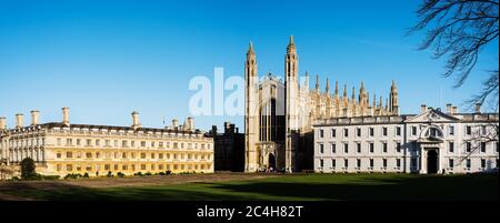 Vista panoramica degli edifici storici di Cambridge, Regno Unito Foto Stock