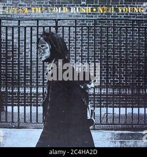 Neil Young After the Gold Rush 12'' LP Vinyl - copertina vintage Record Foto Stock