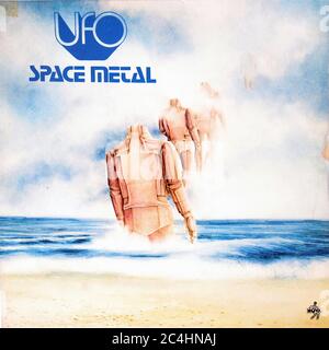 UFO Space Metal Double Vinyl LP da 12'' - copertina vintage Record Foto Stock