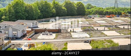 Upper Boat, vicino Pontypridd, Galles - Giugno 2020: Vista panoramica di nuove case mobili su un sito vicino Pontypridd, che è in fase di miglioramento Foto Stock