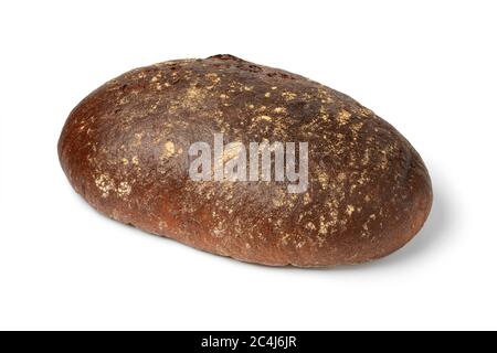 Pane fresco intero di sano pane tedesco Sourburda isolato su sfondo bianco Foto Stock