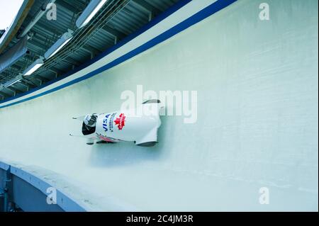 Whistler, BC, Canada: Bob che gareggia al Whistler Sliding Center - Stock Photo Foto Stock