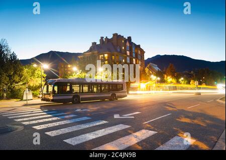 Whistler, BC, Canada: Whistler transito autobus loop al tramonto – Stock Photo Foto Stock