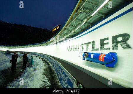 Whistler, BC, Canada: Bob che gareggia al Whistler Sliding Center - Stock Photo Foto Stock