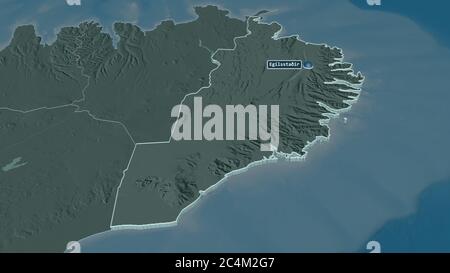 Ingrandisci Austurland (regione dell'Islanda) estruso. Prospettiva obliqua. Mappa colorata e bombata della divisione amministrativa con acque superficiali. 3D Foto Stock