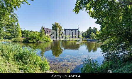 Gladbeck - Panorama Lake View at Castle Wittringen, Nord Reno Westfalia, Germania, 25.05.2020 Foto Stock