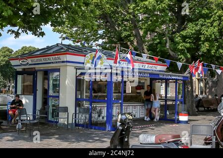 Den Haag, Paesi Bassi. 26 Giugno 2020. DEN HAAG, 26-06-2020, Horeca in coronatijd Credit: Pro Shots/Alamy Live News Foto Stock