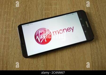 Logo Virgin Money visualizzato sullo smartphone Foto Stock