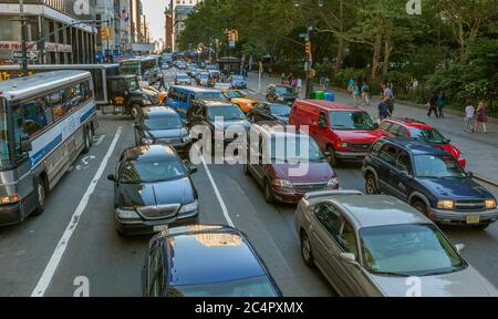 Traffico di New York City Rush Hour Foto Stock